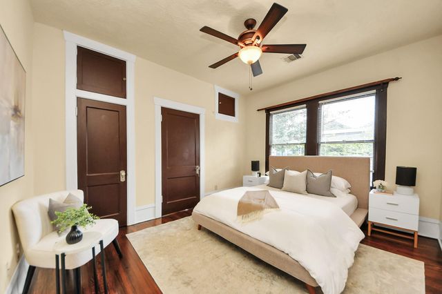 1211 Bingham Street, Houston, TX 77007