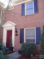 520 N Poplar Street, Charlotte, NC 28202
