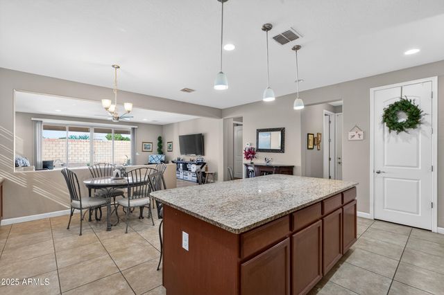 9456 W GEORGIA Avenue, Glendale, AZ 85305