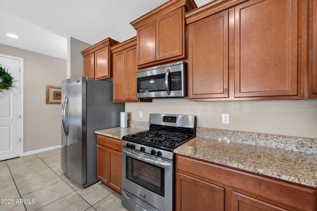 9456 W GEORGIA Avenue, Glendale, AZ 85305