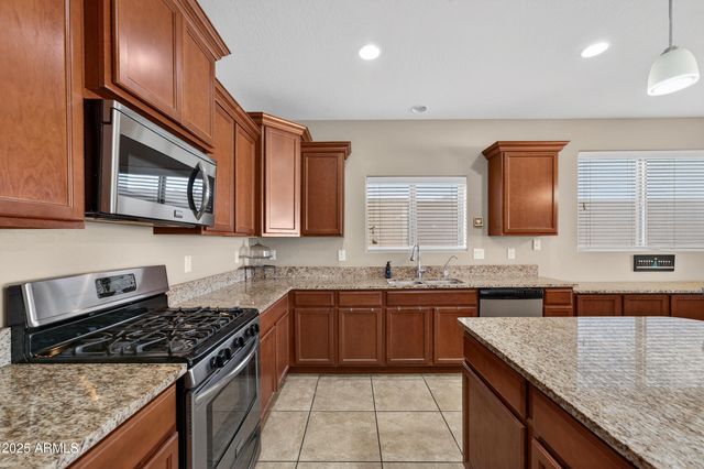 9456 W GEORGIA Avenue, Glendale, AZ 85305