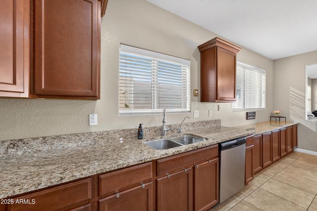 9456 W GEORGIA Avenue, Glendale, AZ 85305