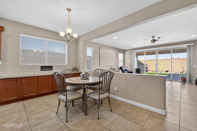 9456 W GEORGIA Avenue, Glendale, AZ 85305