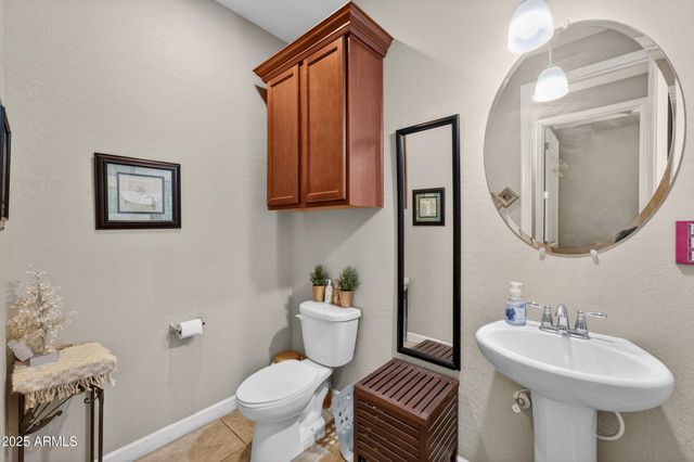 9456 W GEORGIA Avenue, Glendale, AZ 85305