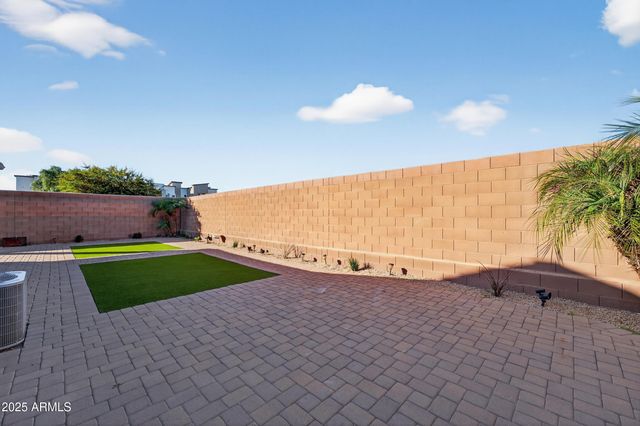 9456 W GEORGIA Avenue, Glendale, AZ 85305