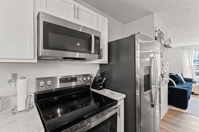226 London Avenue, Springfield, OH 45505