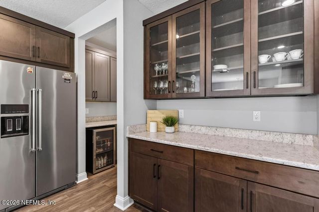 96 HILLENDALE Circle, St. Johns, FL 32259