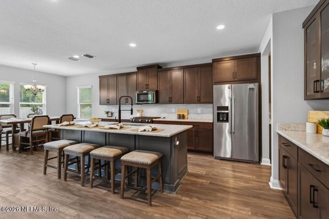 96 HILLENDALE Circle, St. Johns, FL 32259