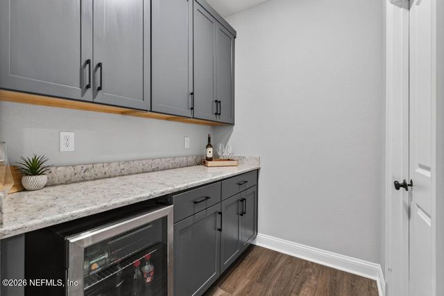 96 HILLENDALE Circle, St. Johns, FL 32259