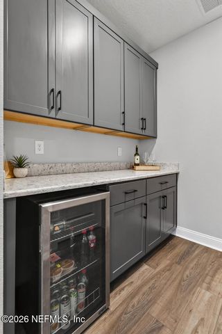 96 HILLENDALE Circle, St. Johns, FL 32259