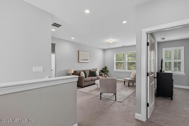 96 HILLENDALE Circle, St. Johns, FL 32259