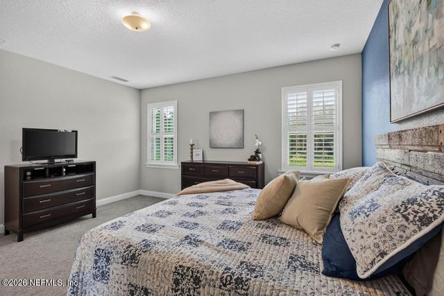 96 HILLENDALE Circle, St. Johns, FL 32259