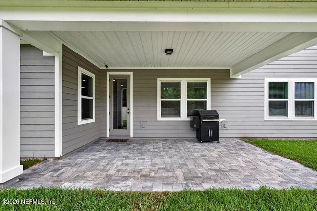 96 HILLENDALE Circle, St. Johns, FL 32259