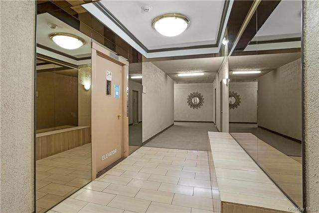 25 Franklin Avenue 2O, White Plains, NY 10601