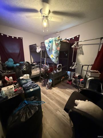 2411 S Ebright Street, Muncie, IN 47302