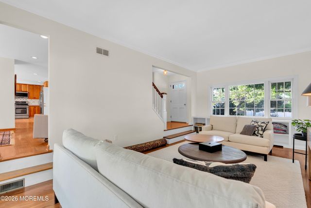 27 Circle Lane, Little Silver, NJ 07739