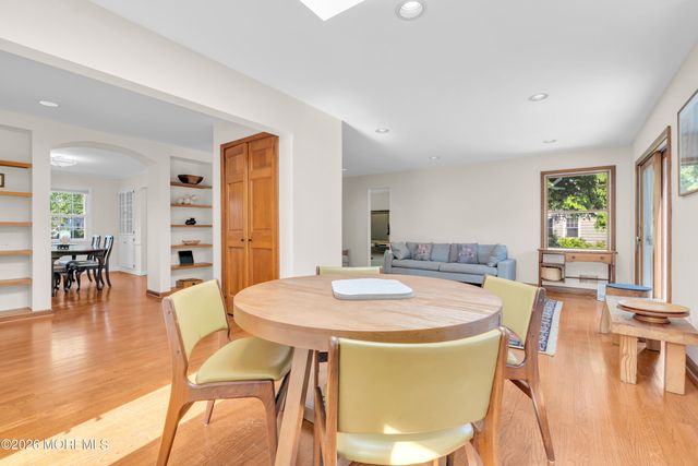 27 Circle Lane, Little Silver, NJ 07739