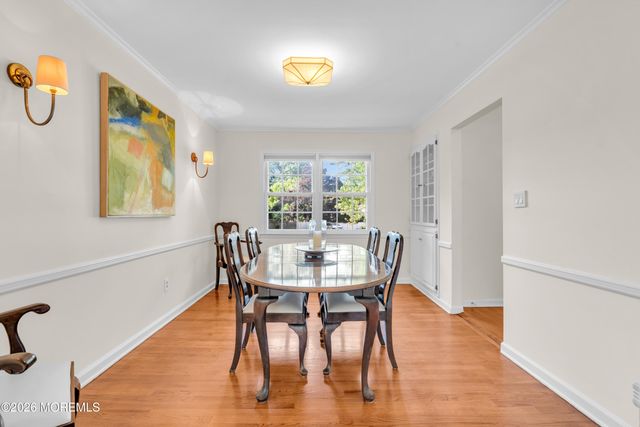 27 Circle Lane, Little Silver, NJ 07739