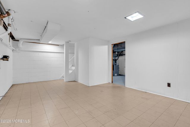 27 Circle Lane, Little Silver, NJ 07739