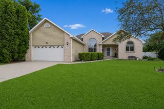 219 Greenbriar Lane, Bourbonnais, IL 60914