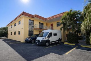 3522 NE 166th St 7, North Miami Beach, FL 33160