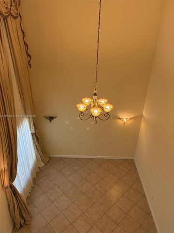 1764 NW 166th Ave, Pembroke Pines, FL 33028