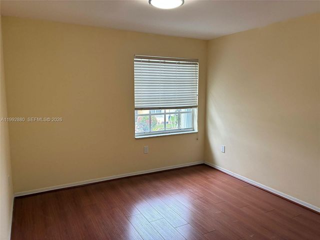 1764 NW 166th Ave, Pembroke Pines, FL 33028