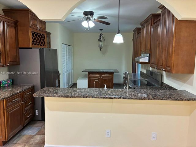 1764 NW 166th Ave, Pembroke Pines, FL 33028