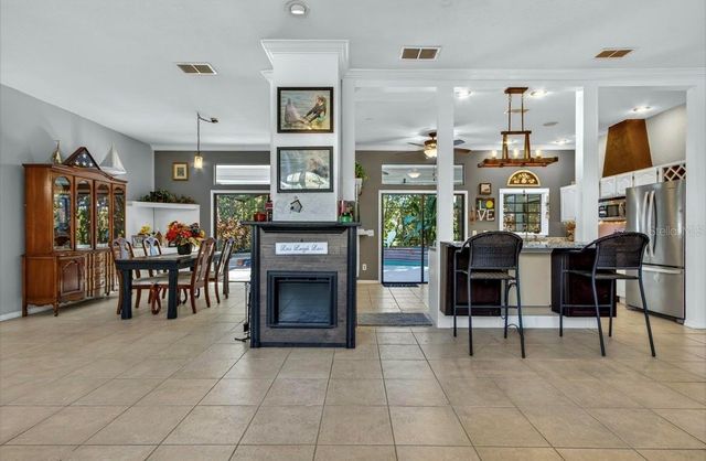 1014 WILLA LAKE CIRCLE, Oviedo, FL 32765