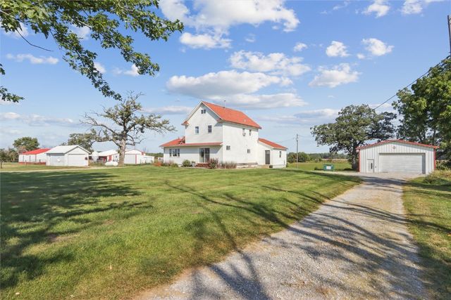 2485 Hwy 6 Trail, Marengo, IA 52301