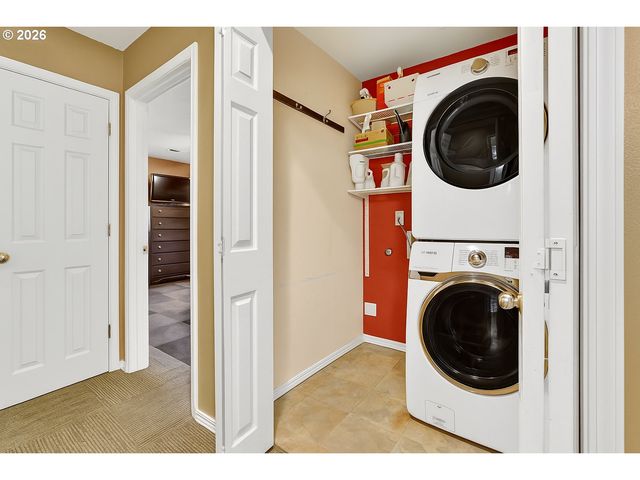 1620 Sw MAPLECREST Dr, Portland, OR 97219