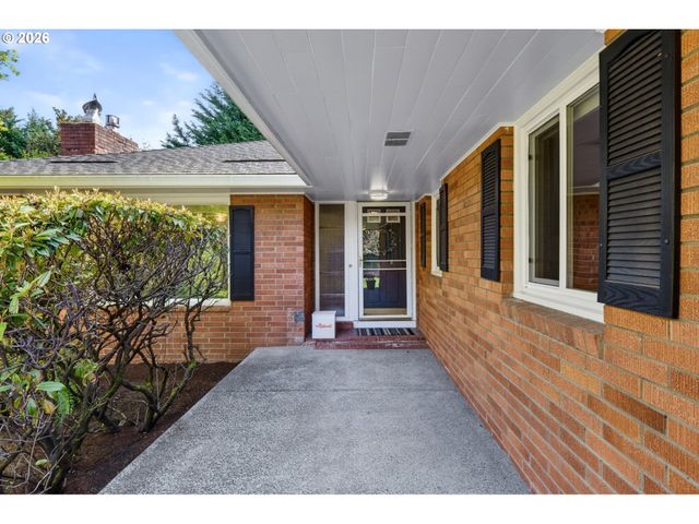 1620 Sw MAPLECREST Dr, Portland, OR 97219