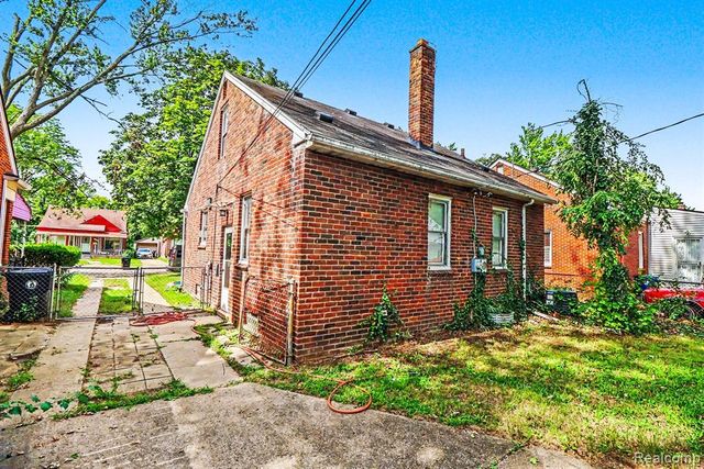 9936 Grayfield, Redford, MI 48239