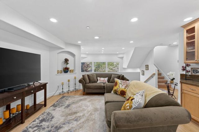 951 S Wolfe Road, Sunnyvale, CA 94086