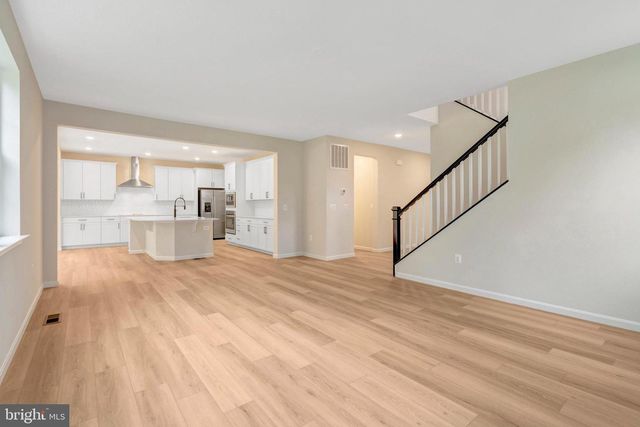 2076 SPRINGVALE DR, Bealeton, VA 22712