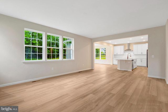 2076 SPRINGVALE DR, Bealeton, VA 22712