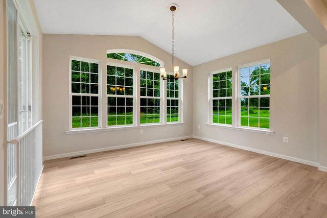 2076 SPRINGVALE DR, Bealeton, VA 22712