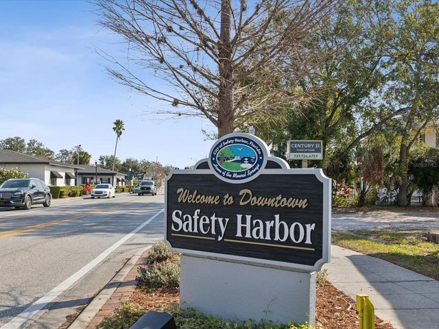 413 S BAYSHORE BOULEVARD 4, Safety Harbor, FL 34695