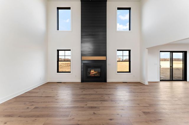 52 E 780 N, Lake Village, IN 46349