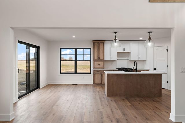 52 E 780 N, Lake Village, IN 46349