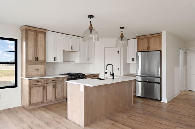 52 E 780 N, Lake Village, IN 46349