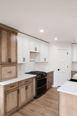 52 E 780 N, Lake Village, IN 46349