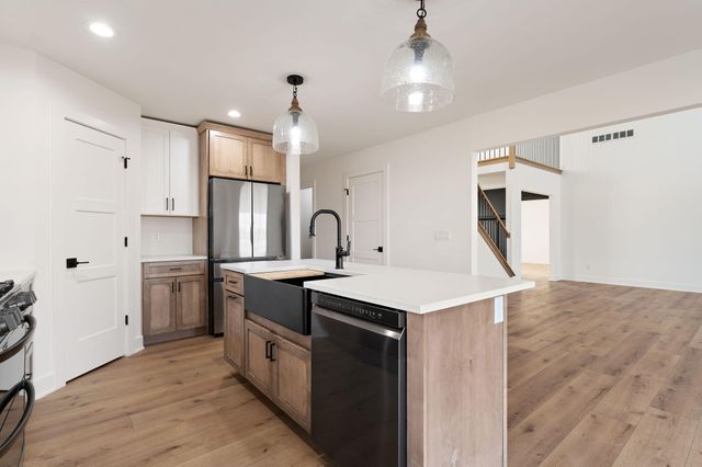 52 E 780 N, Lake Village, IN 46349