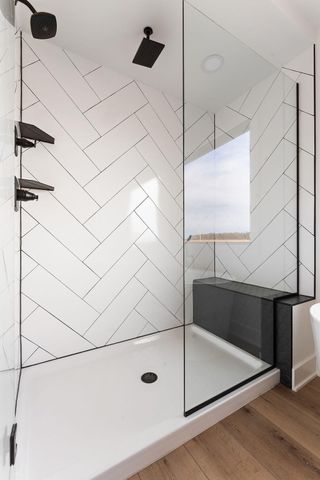 52 E 780 N, Lake Village, IN 46349