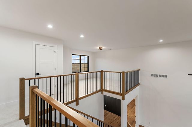 52 E 780 N, Lake Village, IN 46349