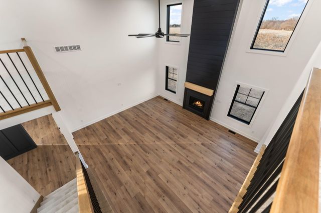 52 E 780 N, Lake Village, IN 46349