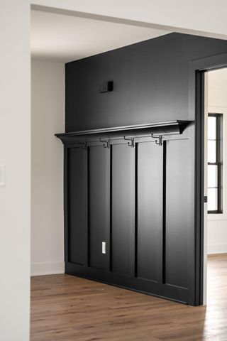 52 E 780 N, Lake Village, IN 46349