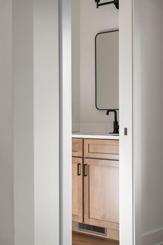 52 E 780 N, Lake Village, IN 46349