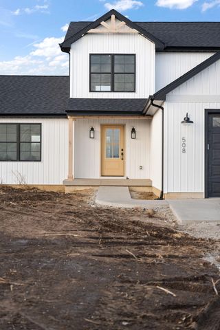 52 E 780 N, Lake Village, IN 46349