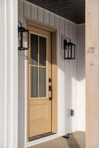 52 E 780 N, Lake Village, IN 46349